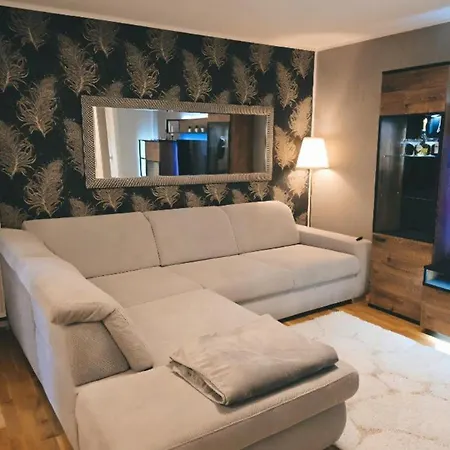 Apartment Designer Mit Balkon In Karlsruhes Zentrum - Apolonialiving Karlsruhe