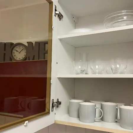 Zentrale Design-ferienwohnung Mit Balkon Und Stellplatz In - Apolonialiving Karlsruhe