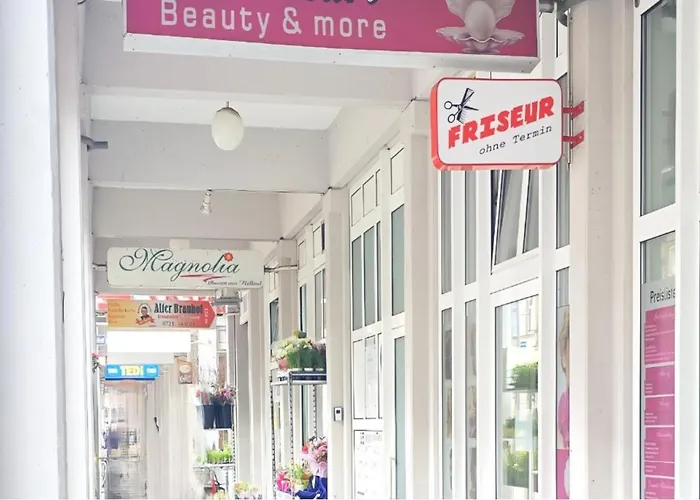 Zentrale Design-ferienwohnung Mit Balkon Und Stellplatz In - Apolonialiving كارلسروه