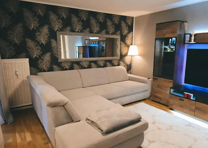 شقة Zentrale Design-ferienwohnung Mit Balkon Und Stellplatz In - Apolonialiving كارلسروه